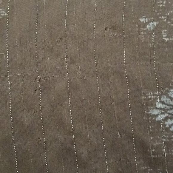 ✨ Maurices Plus Sheer Gold Striped Blouse - Picture 6 of 7